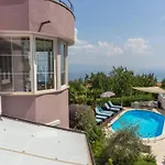 Three Bedroom With Balcony Apartment Opatija