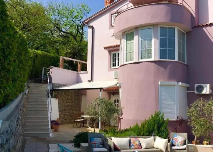 Three Bedroom With Balcony *